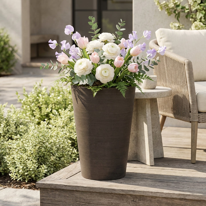 Round Planter