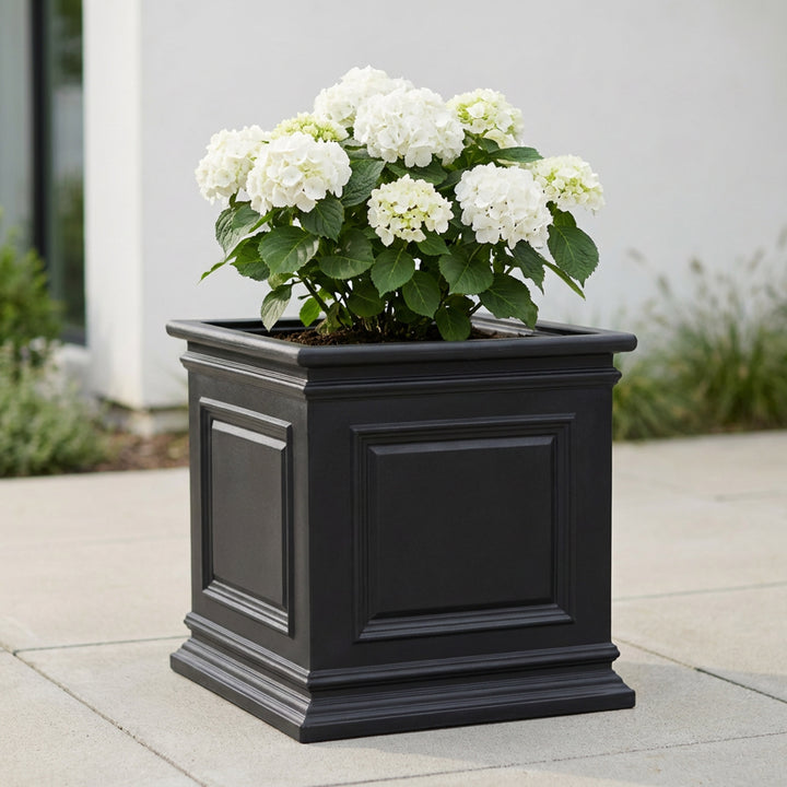 Covington Self-Watering Planter, Cube
