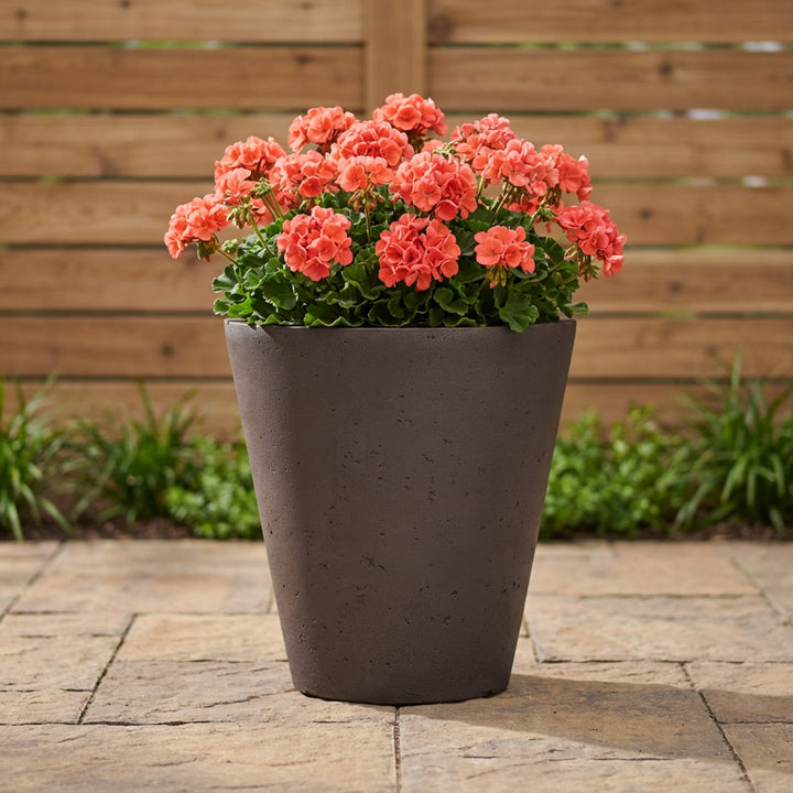 Crete Self-Watering Planter, Round