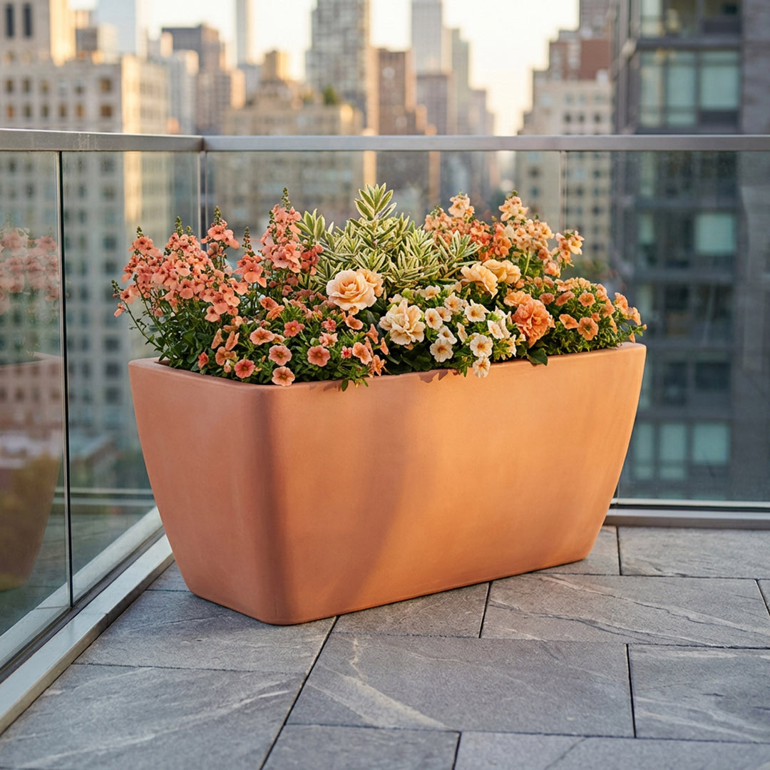 Manhattan Balcony Planter and Pond